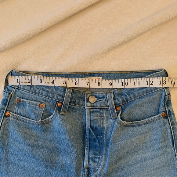 Levi’s Wedgie Straight Jean denim aritzia - Picture 5 of 16